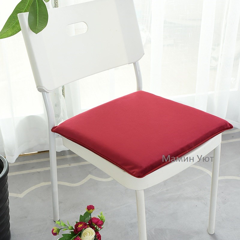 Сидушки на стулья можно купить в интернет-магазине «Ночь Нежна»